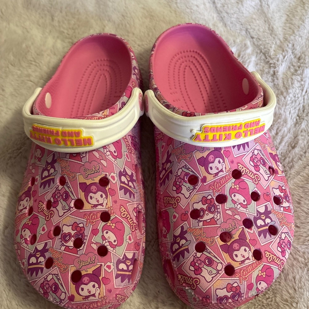 Hello Kitty Crocs